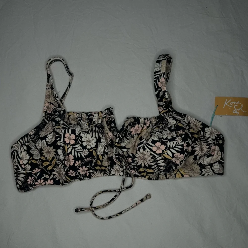 Kona Sol bikini top